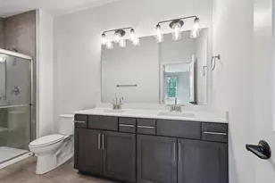 N174W20590 Laurel Springs Cir, Jackson, WI 53037 - Photo 13