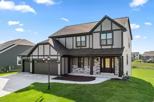 N174W20671 Laurel Springs Cir, Jackson, WI 53037 - Photo 1