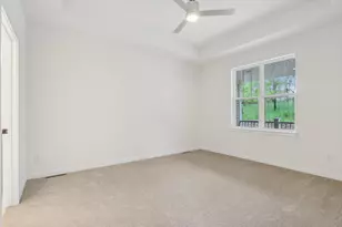 W204N17669 Laurel Pl, Jackson, WI 53037 - Photo 11