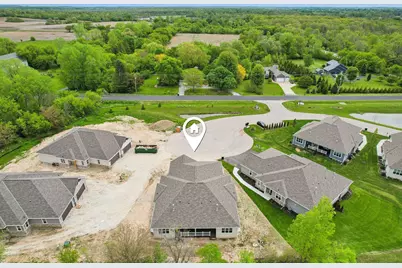 W204N17665  Laurel Pl #601, Jackson, WI 53037 - Photo 25