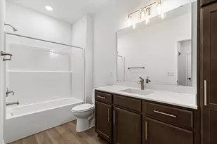 W204N17695 Laurel Pl, Jackson, WI 53037 - Photo 17