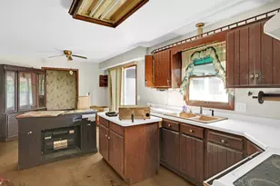 1405 N English Settlement Ave, Racine, WI 53105 - Photo 39