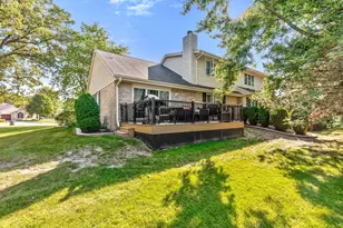 5339 S Cambridge Ln, Greenfield, WI 53221 - Photo 17