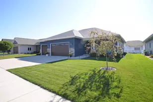 3546 Joshua Dr, Janesville, WI 53563 - Photo 3