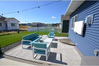 3546  Joshua Dr, Janesville, WI 53563 - Photo 9