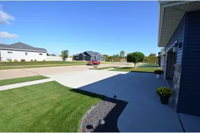 3546  Joshua Dr, Janesville, WI 53563 - Photo 49