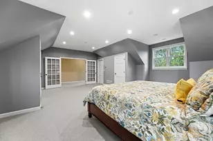 10060 N Range Line Rd, Mequon, WI 53092 - Photo 9