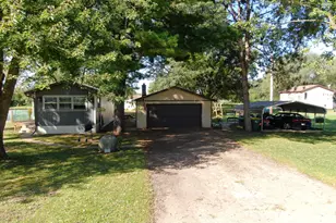 301 Martha St, Blue River, WI 53518 - Photo 41