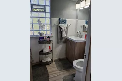 3924 N 37th St, Milwaukee, WI 53216 - Photo 11