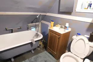 2866 N 34th St, Milwaukee, WI 53210 - Photo 11