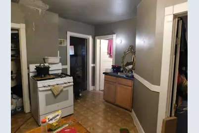 2866 N 34th St #2866A, Milwaukee, WI 53210 - Photo 9