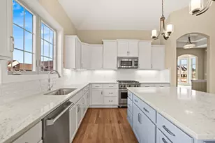 1527 Sandhill Blvd, Hartland, WI 53029 - Photo 13