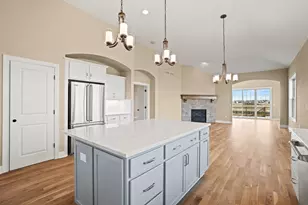 1527 Sandhill Blvd, Hartland, WI 53029 - Photo 11