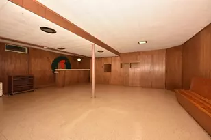 2342 W Acacia Rd, Glendale, WI 53209 - Photo 23