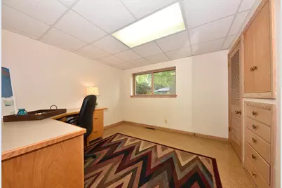 2342 W Acacia Rd, Glendale, WI 53209 - Photo 19