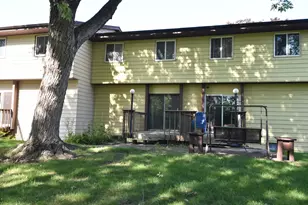 N114W16721 Royal Ct, Germantown, WI 53022 - Photo 43