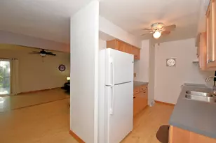 N114W16721 Royal Ct, Germantown, WI 53022 - Photo 15