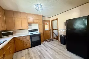 524 Kingston St, Caledonia, MN 55921 - Photo 5