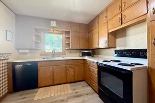 524 Kingston St, Caledonia, MN 55921 - Photo 3