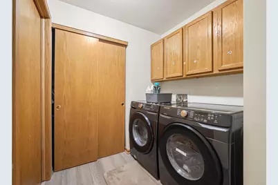 18740  Emerald Cir #E, Brookfield, WI 53045 - Photo 19