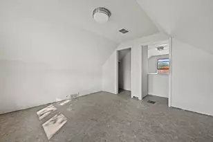 8720 W Kaul Ave, Milwaukee, WI 53225 - Photo 17