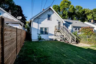 1005 E Holt Ave, Milwaukee, WI 53207 - Photo 13