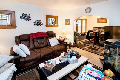 1005 E Holt Ave, Milwaukee, WI 53207 - Photo 5