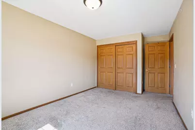 4300 W Grange Ave #Unit 8, Greenfield, WI 53220 - Photo 33