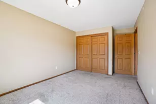 4300 W Grange Ave, Greenfield, WI 53220 - Photo 33