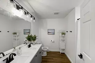 525 Washington Cir, Oostburg, WI 53070 - Photo 15