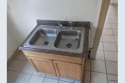 3374 N 30th St, Milwaukee, WI 53216 - Photo 9