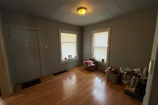 4003 W Hampton Ave, Milwaukee, WI 53209 - Photo 9