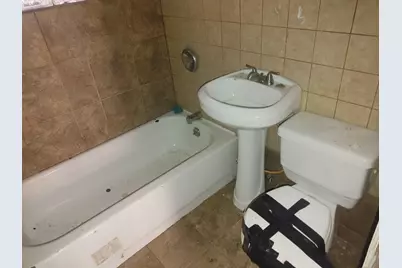 3251 N 25th St, Milwaukee, WI 53206 - Photo 9