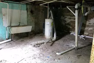 2513 N Teutonia Ave, Milwaukee, WI 53206 - Photo 11