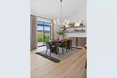 1221  West Kiddle Ln, Racine, WI 53182 - Photo 25