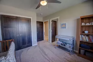 704 Knollwood Dr, Holmen, WI 54636 - Photo 37