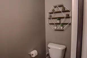 704 Knollwood Dr, Holmen, WI 54636 - Photo 29