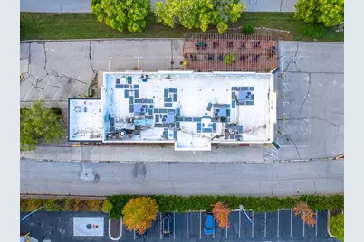 2423  Kossow Rd, Waukesha, WI 53186 - Photo 9