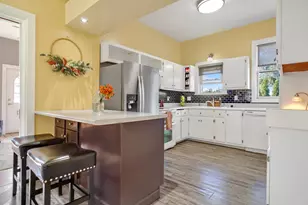 N116W16416 Main St, Germantown, WI 53022 - Photo 7