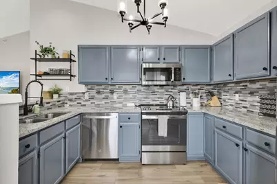 205 W Aspen Ct, Oak Creek, WI 53154 - Photo 1