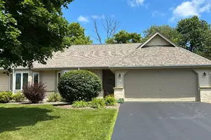 N114W15890 Hilbert Ln, Germantown, WI 53022 - Photo 1