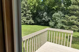 N114W15890 Hilbert Ln, Germantown, WI 53022 - Photo 5