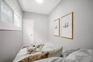 2646 N Vel R. Phillips Ave, Milwaukee, WI 53212 - Photo 9