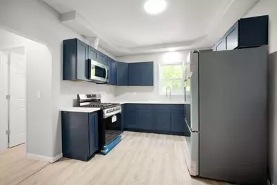 2646 N Vel R Phillips Ave, Milwaukee, WI 53212 - Photo 5