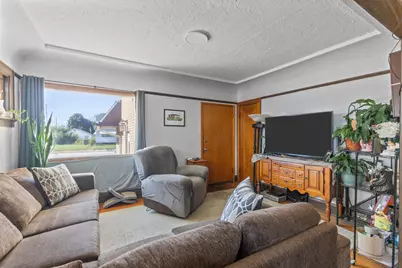 2703 S Chicago Ave, South Milwaukee, WI 53172 - Photo 51