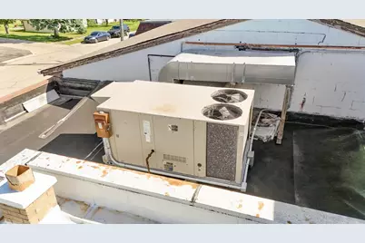 2703 S Chicago Ave, South Milwaukee, WI 53172 - Photo 55