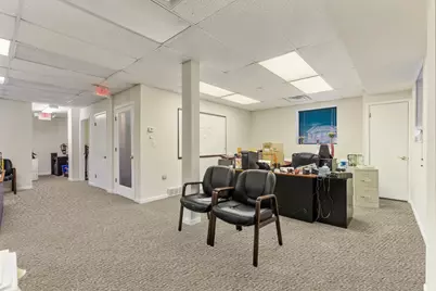 2713 S Chicago Ave, South Milwaukee, WI 53172 - Photo 7