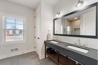 1082  Seanma Wynd -, Port Washington, WI 53024 - Photo 17