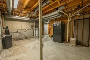 269 Karen Ct, Hartford, WI 53027 - Photo 29