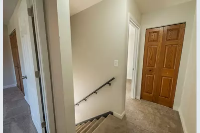 269  Karen Ct, Hartford, WI 53027 - Photo 23